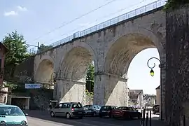 Vue depuis l'avenue de la Gare.