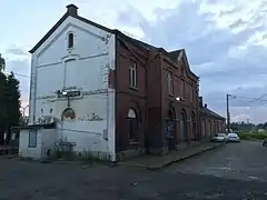 Anciens bâtiments de la gare.