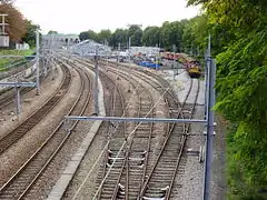 Voies de garage de la gare d'Arcueil - Cachan vues en regardant vers le sud depuis le pont de la rue Berthollet à Arcueil.