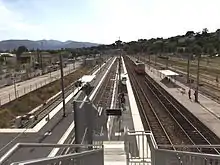 Vue des quais depuis la passerelle