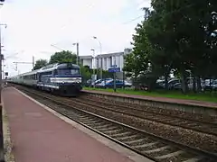 Train TER Paris - Laon passant sans arrêt en 2010.