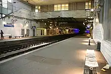 Vue des quais de la gare d'Évry-Courcouronnes.