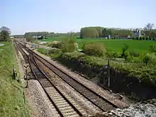 Bifurcation entre la ligne de Paris-Est à Mulhouse-Ville, à gauche, et la ligne de Flamboin-Gouaix à Montereau, à droite.