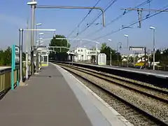 Vue des quais en regardant vers Aéroport CDG 2/Mitry - Claye.