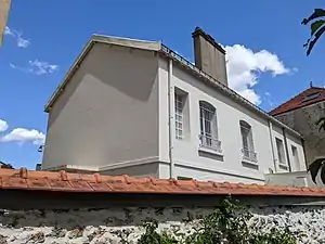 Ancienne gare de Longjumeau, fortement remaniée.