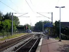 Passage à niveau au sud-ouest des quais.