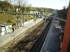 Vue depuis la passerelle en direction de Saint-Rémy-lès-Chevreuse