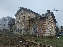 Bâtiment voyageurs, côté quais en février 2021.