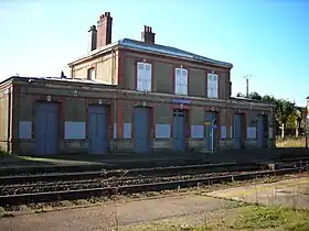 L'ancien bâtiment voyageurs.