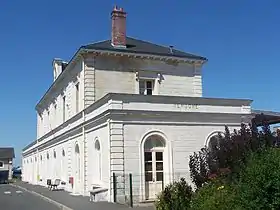 Bâtiment de la gare de Vendôme.