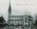 Garlan : l'église paroissiale et le cimetière vers 1920 (carte postale).