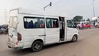 Gbaka reliant Yopougon à Adjamé en Abidjan