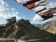 Le Namgyal Tsemo Gompa, monastère bouddhiste tibétain de 1430.