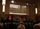 Photographie en couleurs de la commémoration du 75e anniversaire de l'Anschluss