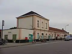 Le bâtiment de la gare de Geel.