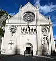 La façade de la cathédrale (duomo) de Gemona.