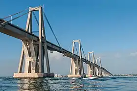 Vu du pont sur le lac Maracaibo.