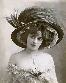 Geneviève Lantelme par le photographe Auguste Bert vers 1905.
