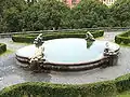 Fontaine dans le jardin