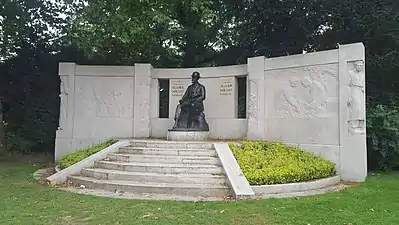 Monument à Émile Claus (1926) par Yvonne Serruys, Gand, Citadelpark.