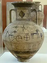 Amphore à la scène de bataille terrestre. Paros, VIIIe siècle. Musée arch. Paros