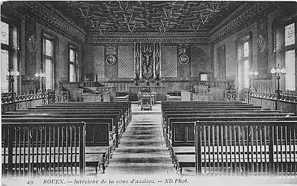 Grande salle du palais de justice de Rouen, carte postale, v.1900.