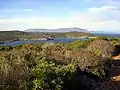 La baie de Spalmatoio avec Monte Argentario en arrière-plan.