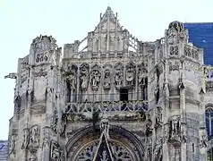 Transept de la Collégiale Saint-Gervais-Saint-Protais de Gisors (début XVIe siècle).