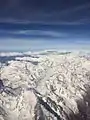 Vue aérienne du glacier de Corbassière et de son environnement (prise au mois de mars), depuis une altitude de 7 300 mètres.