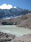 Le glacier d'Arsine et son lac glaciaire