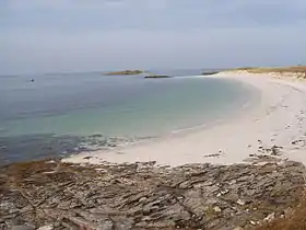 Plage de l'Île Saint-Nicolas.