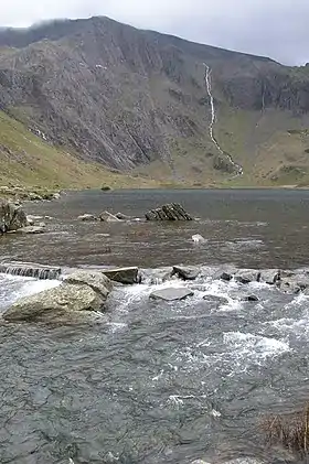 Le Glyder Fawr vu depuis la source de Llyn Idwal.