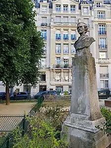 Monument à Benjamin Godard (1904), Paris, square Lamartine.