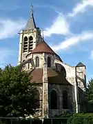 La façade orientale et le chœur sur la rue de l'Hôtel-Dieu.