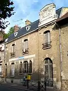 L'ancien bureau de Poste, de 1913-1914, puis école de musique, 3 bis rue de Paris.