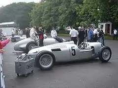Auto Union et Mercedes de Grand Prix de 1937