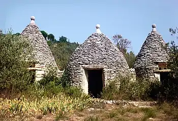 Les Trois Soldats à Gordes, Vaucluse