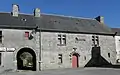 Maison ancienne inscrite aux monument historique dans le bourg de Goulven.