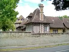 La « Ferme normande », sur le domaine des Fontaines.