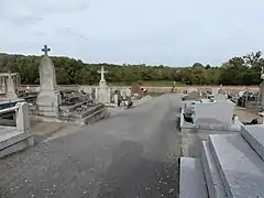 Le cimetière de Gouzougnat.