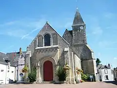 Le portail de l'église.