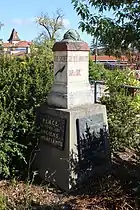 Grézieu-la-Varenne - Monument aux morts
