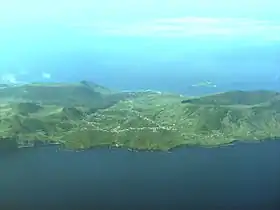 La zone de caldeira de Graciosa, au centre, le village de Luz.