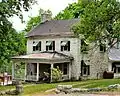 Graham Kivett House (c. 1810), classée monument historique