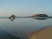 Vue des Petit et Grand Bés depuis la plage de Bonsecours.