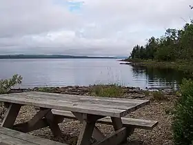 Le Lac Grand-lac-St-François vu depuis le secteur du camping Rivière-aux-bluets