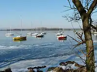 Le Grand Large gelé en hiver.