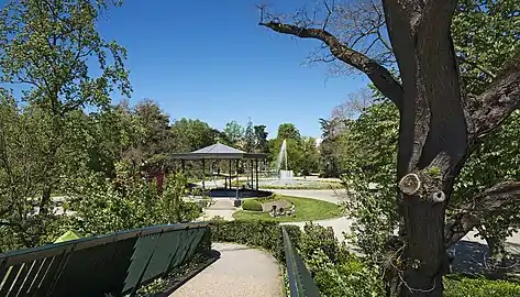 Vue générale depuis la passerelle du Jardin des plantes.