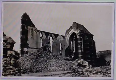 Ruines de l'église en 1916 (photo allemande).