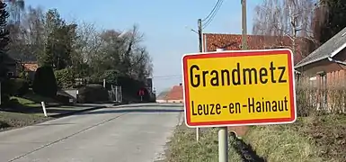 Panneau de signalisation.